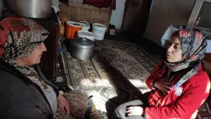 Türk Kızılay, Elazığ'ın Sivrice ilçesinde meydana gelen 6,8 büyüklüğündeki depremden