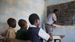 Tek Güney Afrika Hareketi Sözcüsü Moime, "Yüksek gelirli aileler pahalı