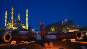 Edirne, Türk-İslam eserlerinin zirvesi Selimiye Camisi ve Külliyesi ile UNESCO