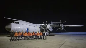 UMKE ve cerrahi personelden oluşan 20 kişilik sağlık ekibi, bombalı