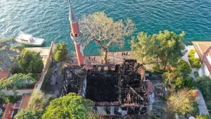 İstanbul Valisi Ali Yerlikaya, 5 Kasım'da çıkan yangın sonucu büyük