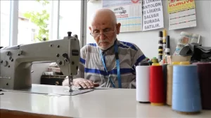 Denizli'nin Tavas ilçesinde yaşayan 90 yaşındaki Yusuf Yürekten, çok sevdiği