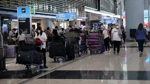 Yeni tip koronavirüs (Kovid-19) salgınında yeni normalleşme süreciyle hareketlenen hava