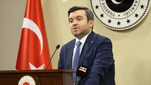 Dışişleri Bakan Yardımcısı Yavuz Selim Kıran, Fransa'nın Albertville şehrindeki okullarında