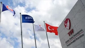 TFF'den yapılan açıklamada, PFDK'nin Fenerbahçe'ye iki farklı ihlalden dolayı 87