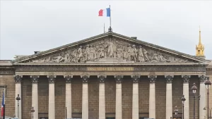 Fransa'da Cumhurbaşkanı Emmanuel Macron'un, 2 Ekim'de "İslamcı ayrılıkçılıkla mücadele" olarak
