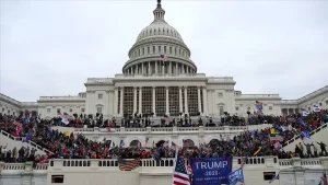 ABD Temsilciler Meclisine sunulan tasarıda Başkan Donald Trump'a, 6 Ocak'taki