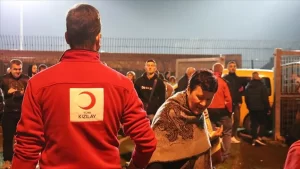Arnavutluk'taki depremzedeler için Türkiye'nin gönderdiği AFAD ve Türk Kızılay'ın yardım