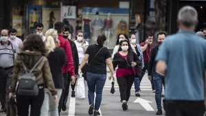 Türkiye'de son 24 saatte 926 kişiye Kovid-19 tanısı konuldu, 18
