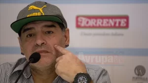 Buenos Aires Efsane futbolcu Diego Maradona, "Güçlü ol Venezuela, yeni