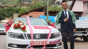 Tokat'ın Erbaa ilçesinde Kaymakam Bülent Karacan, 28 yaşındaki gazi Metehan