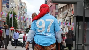 Trabzonspor'un 22 yaşındaki orta saha oyuncusu Yusuf Yazıcı'nın, 16,5 milyon