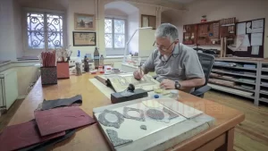 Cildi keçi derisi ve sıvama altın ile hazırlanan 455 yıllık