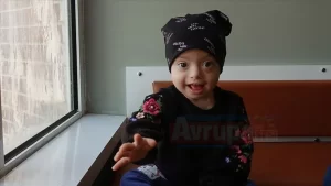Down sendromlu lösemi hastası 3 yaşındaki Afra Eylül Arabacı, Ege