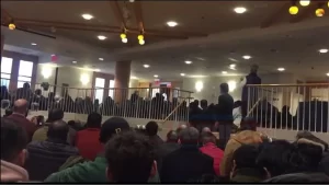 New York   ABD'nin New York kentindeki bir sinagog, kapılarını