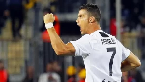Juventus, Ronaldo ile kazandı
Serie A lideri Juventus, geriye düştüğü Empoli