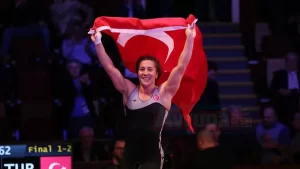 Elde ettiği şampiyonluklarla Türk güreş tarihine adını altın harflerle yazdıran