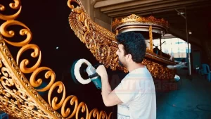 Eskişehir'de sanayi sitesinde kurduğu atölyede otantik tekneler üreten 30 yaşındaki