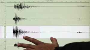 CAKARTA  Endonezya'da 6,5 büyüklüğünde deprem   Endonezya'da Maluku Denizi'nde 6,5