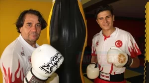 Bu yıl düzenlenen Avrupa Kick Boks Şampiyonası'nda kilosunda Avrupa üçüncüsü