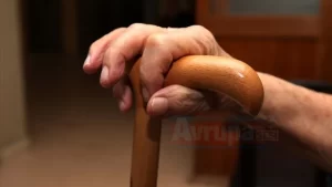 Koruyucu sağlık hizmeti kapsamında 65 yaş üstündekilerin gereken aşıları yaptırmasının,