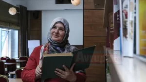 Evlendiği için liseyi yarıda bırakan Hülya İpek, tekrar okumaya karar