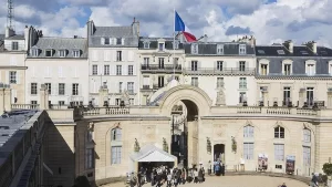 Fransa, Benin'e ait 26 sanat eserini iade edecek   Fransa