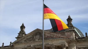 Berlin   Almanya, Suudi Arabistan'a yönelik silah ihracatını durdurma kararını