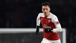 Arsenal 22 maç sonra kaybetti   Premier Lig'de konuk olduğu