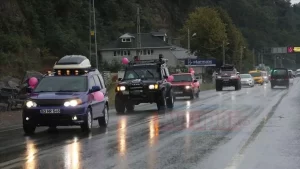 Rize'de off-road tutkunları, meme kanserinde erken teşhisin önemini vurgulamak amacıyla