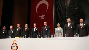 İstanbul   Galatasaray Kulübü mali genel kurulunda başkan Mustafa Cengiz