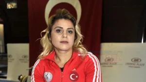 Kazakistan'ın başkenti Nur Sultan'da düzenlenen Para Halter Dünya Şampiyonası'nda mücadele