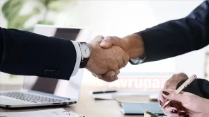 İsrail ile aleni olarak diplomatik ilişkileri bulunmayan Birleşik Arap Emirlikleri