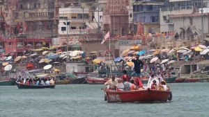Hindistan'ın kuzeyinde Uttar Pradeş eyaletinde bulunan Varanasi, 3 bin yılı