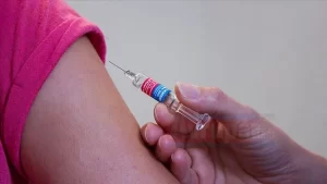 Halk arasında karaciğerin iltihabı olarak bilinen hepatitte, tedavi ve aşı