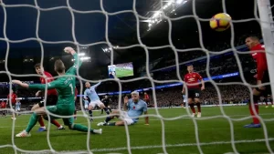 İngiltere Premier Lig'deki derbi maçta Manchester City, Manchester United'ı 3-1