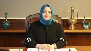 Aile, Çalışma ve Sosyal Hizmetler Bakanı Selçuk, üniversite öğrencilerine yönelik