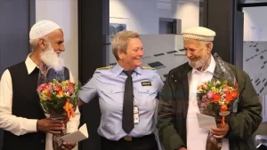 Norveç'in Barum kentinde, camiye saldırı düzenlemek isteyen kişiyi engelleyen Muhammad