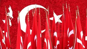 Futbolda "Dört büyükler" olarak adlandırılan Galatasaray, Fenerbahçe, Beşiktaş ve Trabzonspor