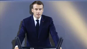 Fransa Cumhurbaşkanı Emmanuel Macron, "Avrupa daha güçlü olmalı ve daha