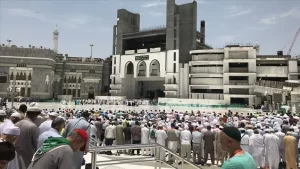 Suudi Arabistan Bakanlar Kurulunun aldığı yeni kararla, isteyen ticari işletmeler