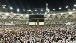 Suudi Arabistan, henüz hac mevsimi gelmeden kutsal topraklara 1 milyona