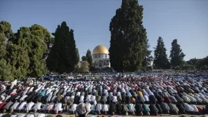 Filistin Dışişleri Bakanlığından yapılan yazılı açıklamada, müdahaleye tepki gösterilerek, "Filistin