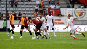 Galatasaray Futbol Takımı, yeni sezon hazırlıkları kapsamında Almanya'nın Leipzig takımıyla