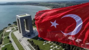 Çanakkale   Türk tarihinin altın sayfalarından "Çanakkale geçilmez" destanını yazıldığı