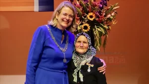   Hollanda'nın Lahey kentinde yaşayan 82 yaşındaki Zehra Türker uzun