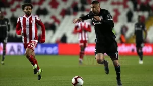     Beşiktaş, Spor Toto Süper Lig'in 29. haftasında deplasmanda