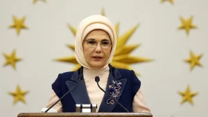 Emine Erdoğan, "Şehirlerimizin en yüksek mülki amirleri olan valilerimizin eşleri