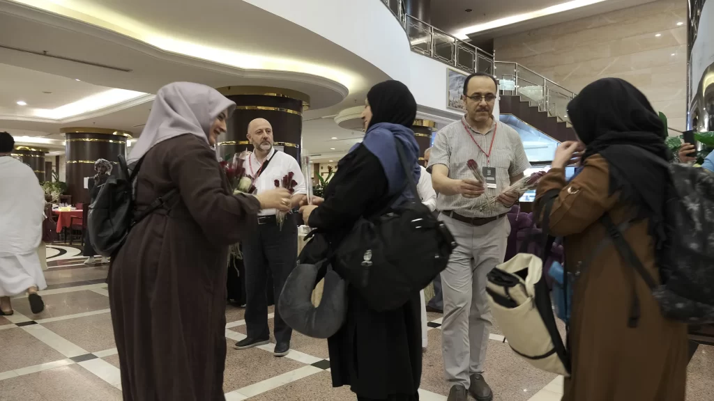 Almanya'dan gelen DİTİB’in ilk umre kafilesi Mekke'de coşkulu karşılama