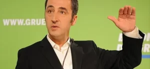 Tokat Pazar Belediye Meclisi, Cem Özdemir'i hemşerilikten atarak Ermeni tasarısına